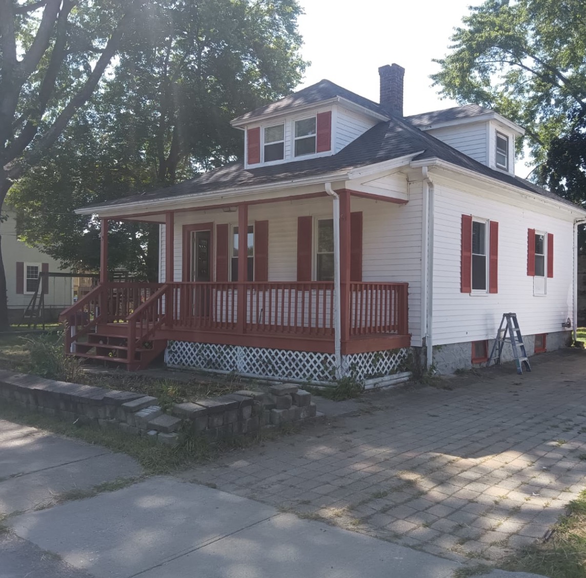 Property main image