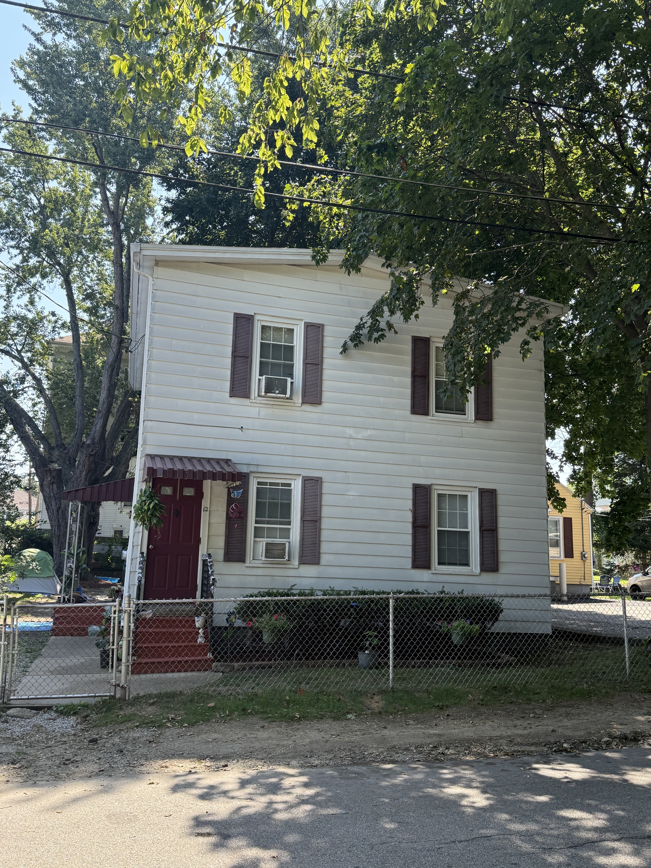 12 Elmore Ave